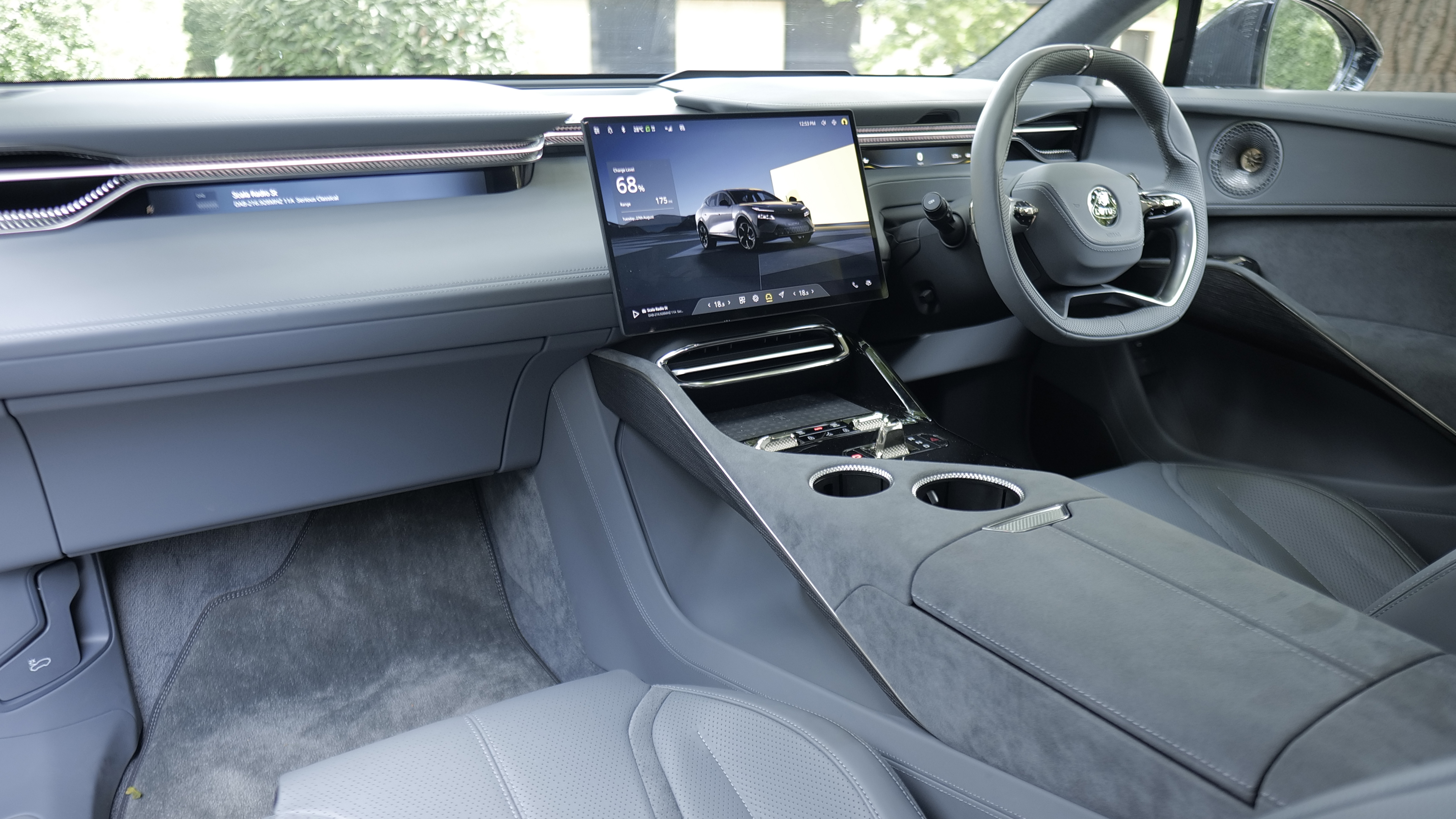 LOTUS ELETRE ESTATE 450kW 600 112kWh 5dr Auto
